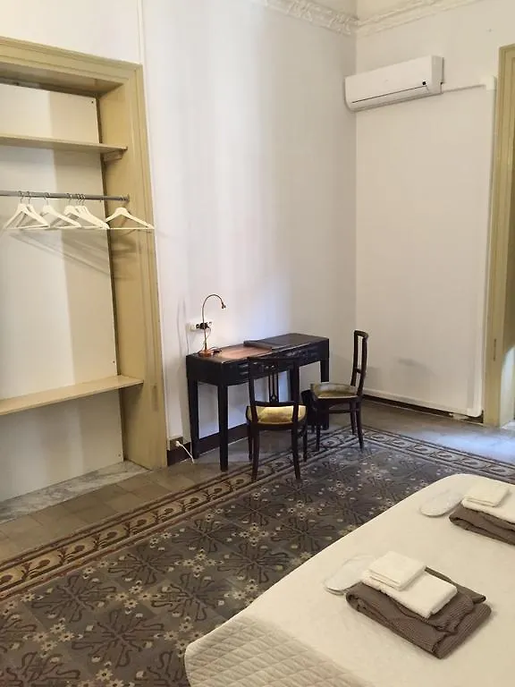 Deco Guest House パレルモ 0*,  イタリア